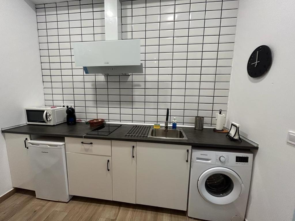 Apartamentos Pino Benidorm Szoba fotó